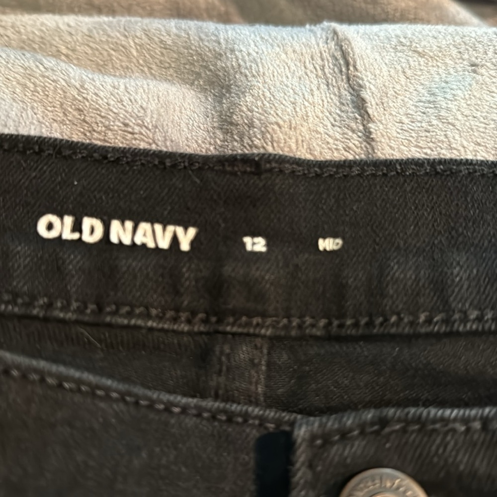 Old Navy WOW shorts - Picture 3 of 4